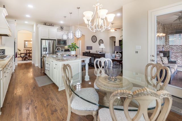 1121 Prairie Ridge Lane, Arlington, TX 76005