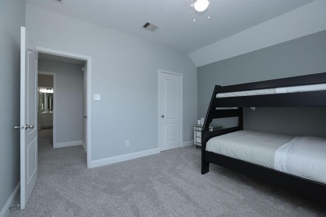 19 Canterborough Place, Tomball, TX 77375