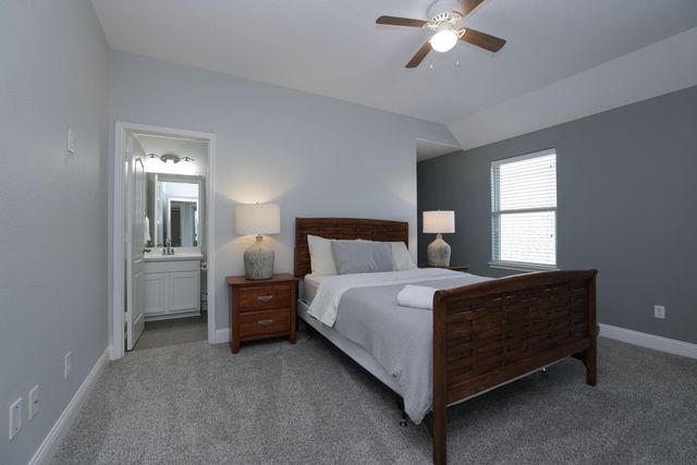 19 Canterborough Place, Tomball, TX 77375