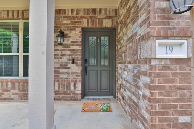 19 Canterborough Place, Tomball, TX 77375