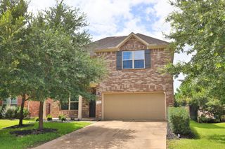 19 Canterborough Place, Tomball, TX 77375