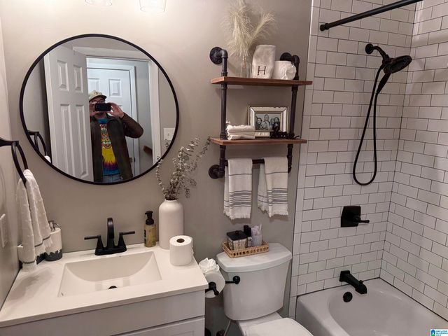 3153 WOODHAVEN DRIVE, Vestavia Hills, AL 35243