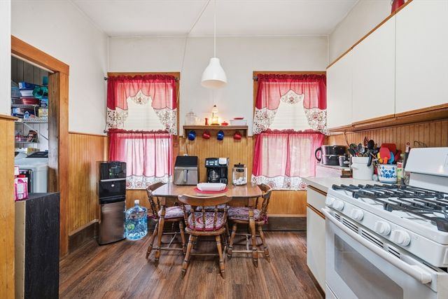 6 Richmond Park, Woburn, MA 01801