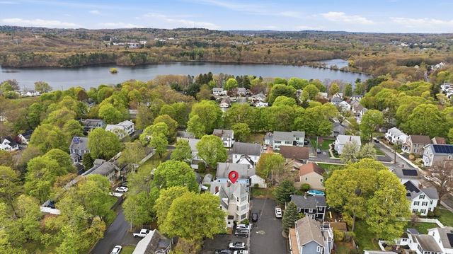6 Richmond Park, Woburn, MA 01801
