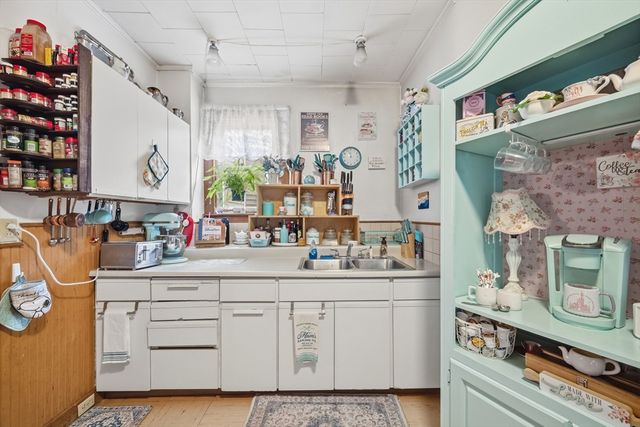 6 Richmond Park, Woburn, MA 01801