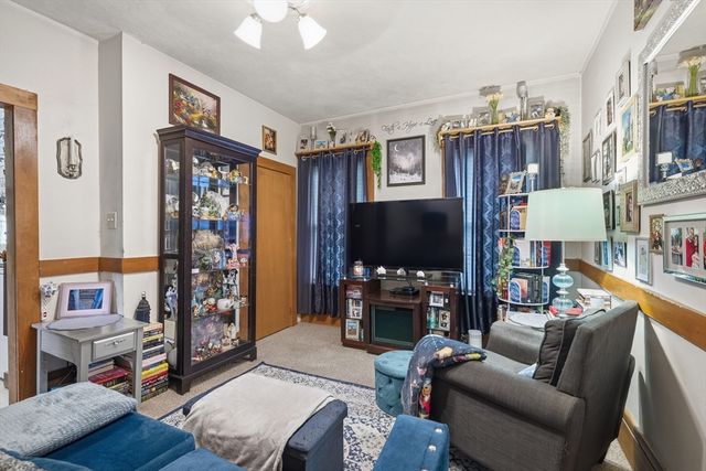 6 Richmond Park, Woburn, MA 01801
