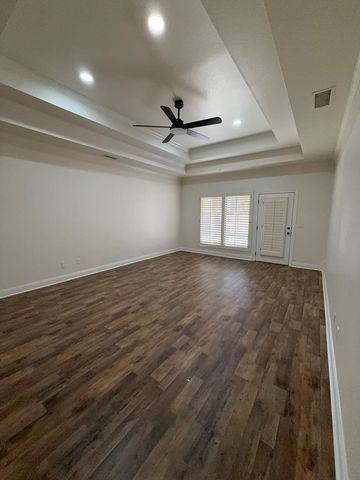 21 Long Champ, Odessa, TX 79762