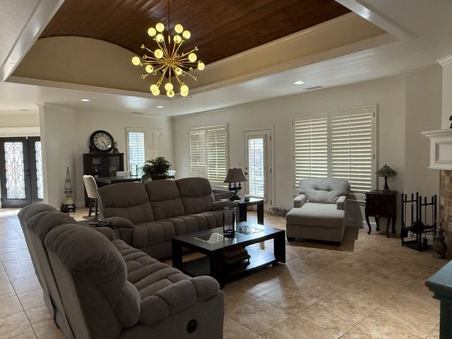 21 Long Champ, Odessa, TX 79762