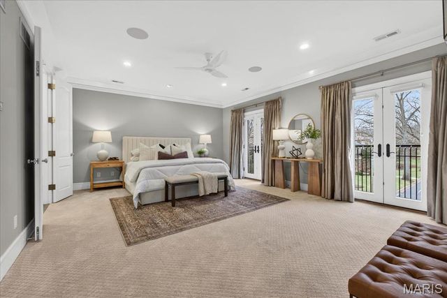 208 Lancaster Drive, St Louis, MO 63105