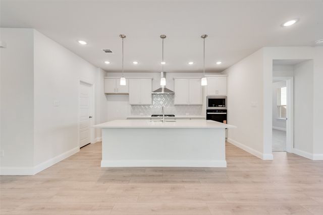 849 Blue Fescue Road, Fort Worth, TX 76247