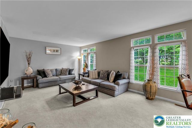 1535 Ciara Drive, Hanover Twp, PA 18017