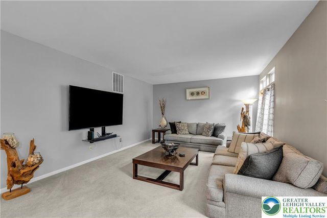 1535 Ciara Drive, Hanover Twp, PA 18017