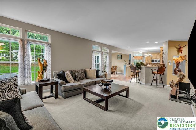 1535 Ciara Drive, Hanover Twp, PA 18017