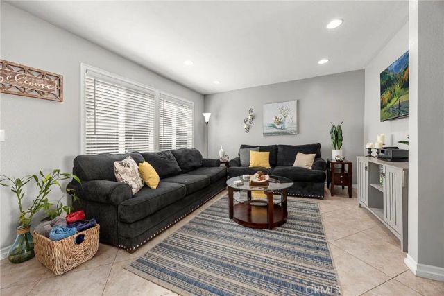 1416 N Stoneyhaven Lane, Anaheim, CA 92801