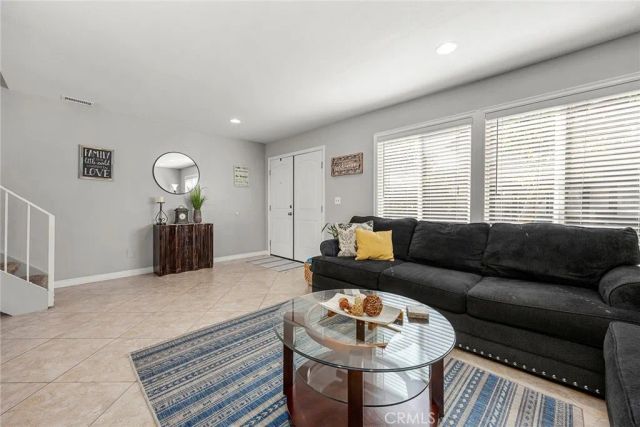 1416 N Stoneyhaven Lane, Anaheim, CA 92801