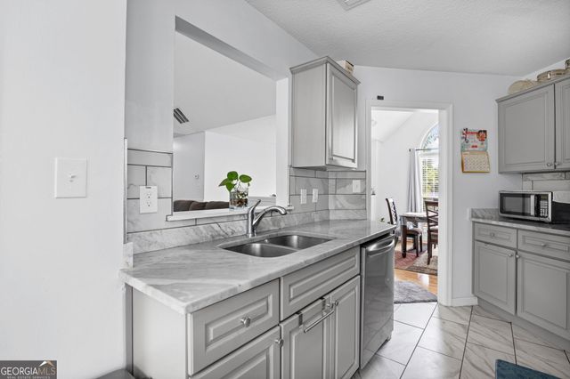 2031 Tudor Drive, Mcdonough, GA 30253