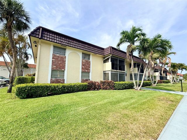 22805 SW 66th Ave 208, Boca Raton, FL 33428