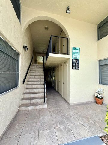 22805 SW 66th Ave 208, Boca Raton, FL 33428