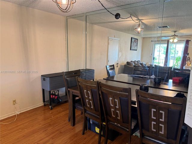 22805 SW 66th Ave 208, Boca Raton, FL 33428