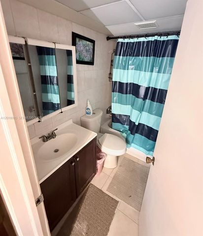22805 SW 66th Ave 208, Boca Raton, FL 33428
