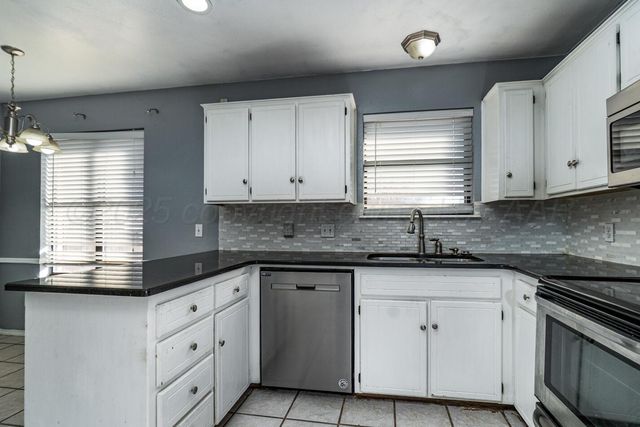 8212 WRANGLER Trail, Amarillo, TX 79110