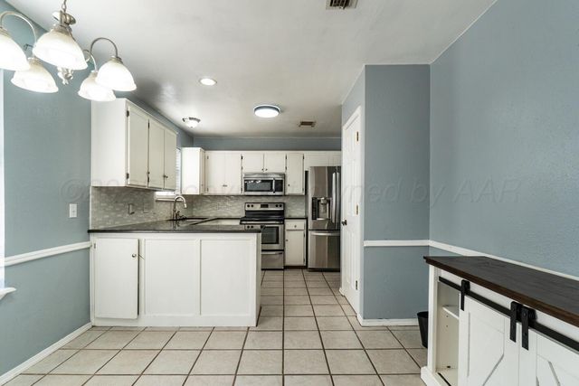 8212 WRANGLER Trail, Amarillo, TX 79110