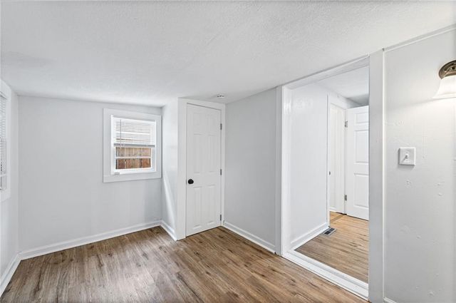 3320 Spruce Avenue, Kansas City, MO 64128