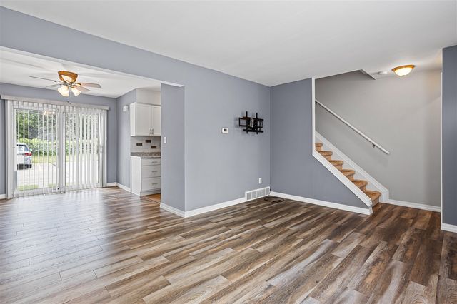 29184 Manchester Street, Westland, MI 48185