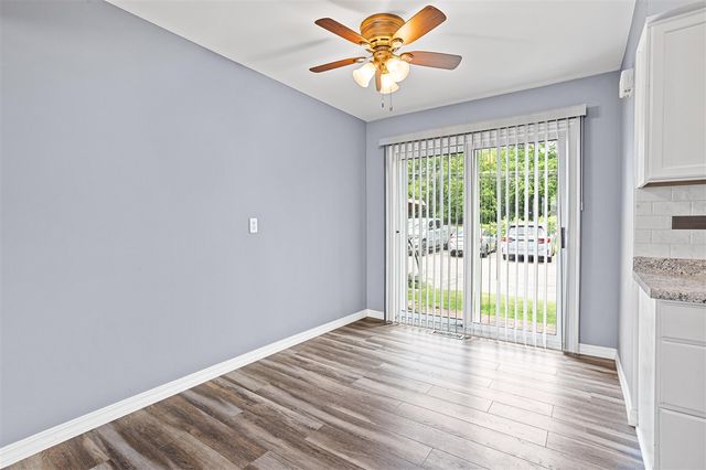 29184 Manchester Street, Westland, MI 48185