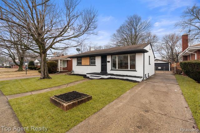 20527 Chapel Street, Detroit, MI 48219