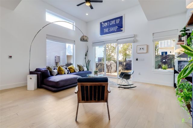 4712 Reyes ST 1, Austin, TX 78721