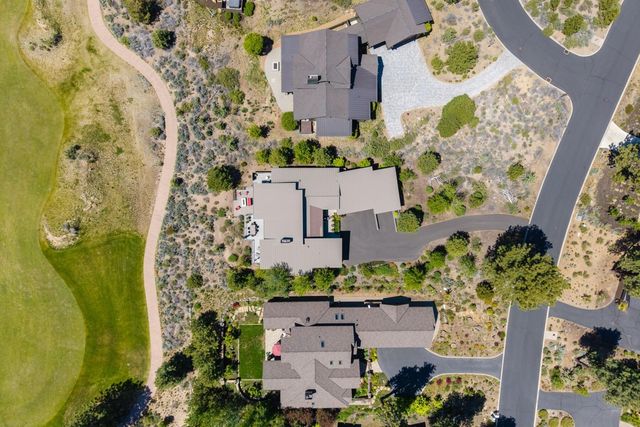 61487 Hackleman Court, Bend, OR 97702