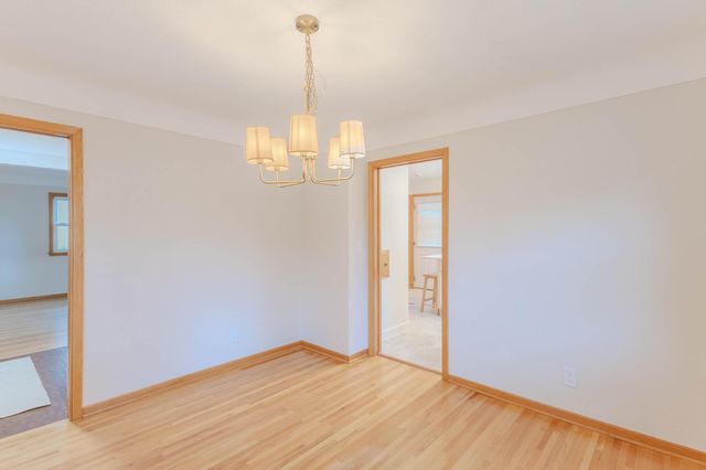 109 23rd Avenue S, South Saint Paul, MN 55075