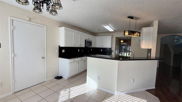 106 Crimson Bay Drive, League City, TX 77573