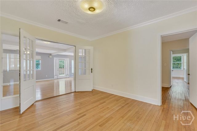 501 E 55th Street, Savannah, GA 31405