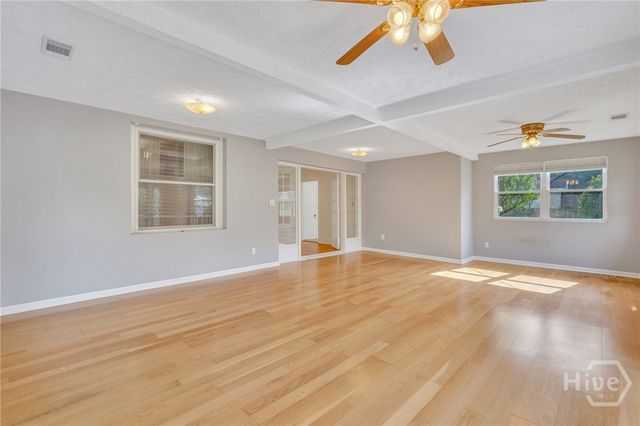 501 E 55th Street, Savannah, GA 31405