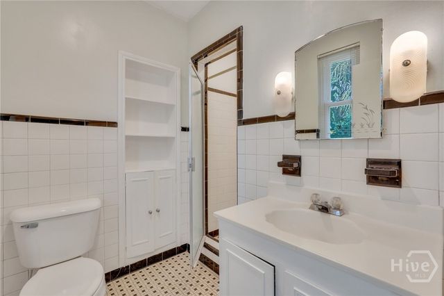 501 E 55th Street, Savannah, GA 31405