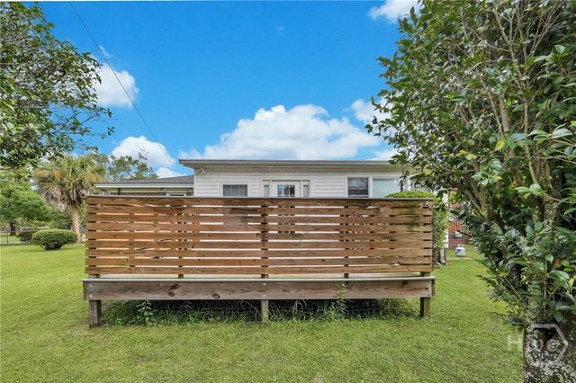 501 E 55th Street, Savannah, GA 31405