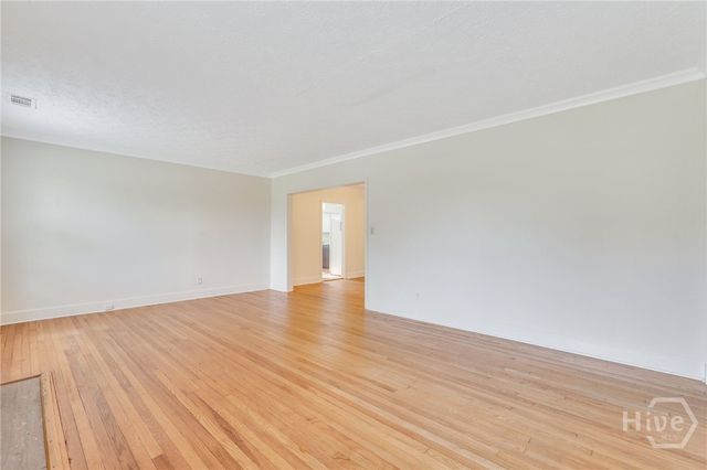 501 E 55th Street, Savannah, GA 31405