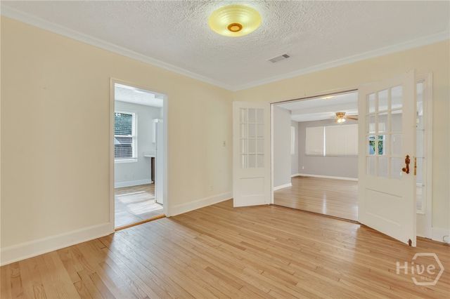 501 E 55th Street, Savannah, GA 31405