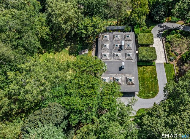 565 Oenoke Ridge, New Canaan, CT 06840