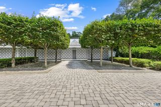 565 Oenoke Ridge, New Canaan, CT 06840