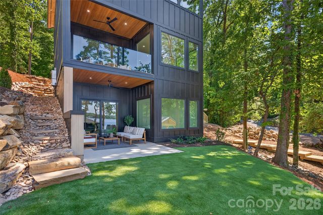115 High Shores Road, Norwood, NC 28128