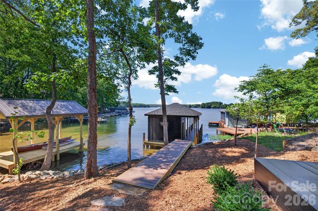 115 High Shores Road, Norwood, NC 28128