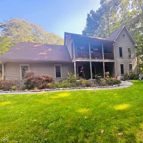 5681 Springhollow Court, Avon, IN 46123