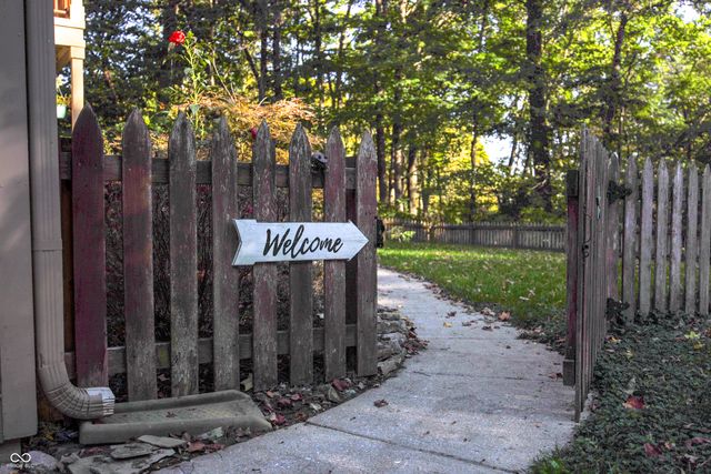 5681 Springhollow Court, Avon, IN 46123