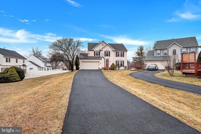 21319 EMERALD DR, Germantown, MD 20876