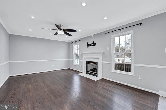 21319 EMERALD DR, Germantown, MD 20876