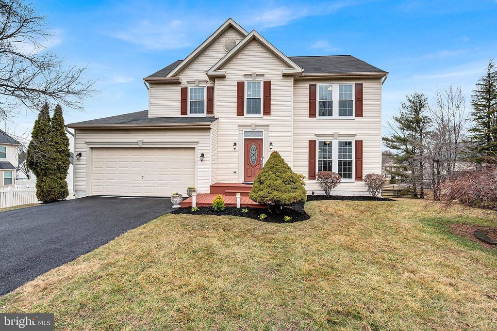 21319 EMERALD DR, Germantown, MD 20876