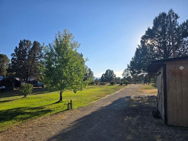 26817 Lassen Road, Sprague River, OR 97639